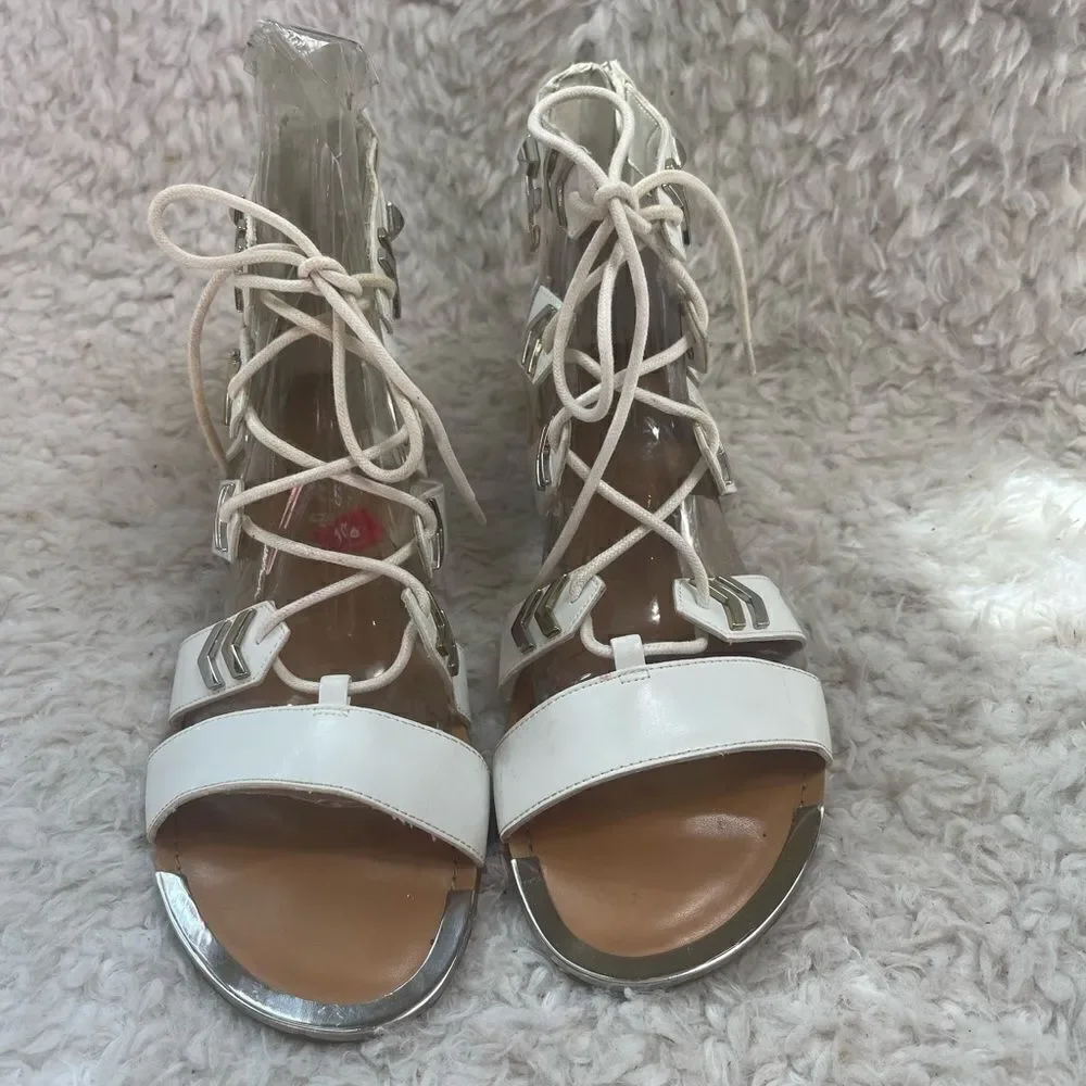Fergie gladiator synthetic white lace up sandals with silver tone accents SZ 10
